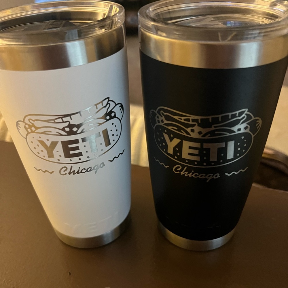 Yeti Chicago 20oz tumblers